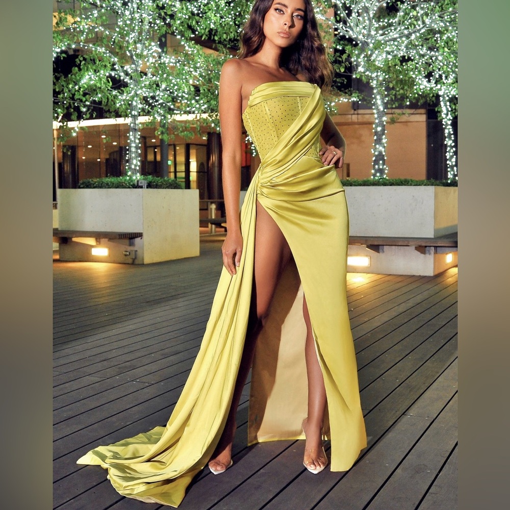 Miss Circle Yellow Crystallized Corset High Slit Satin Gown - Picture 7 of 7